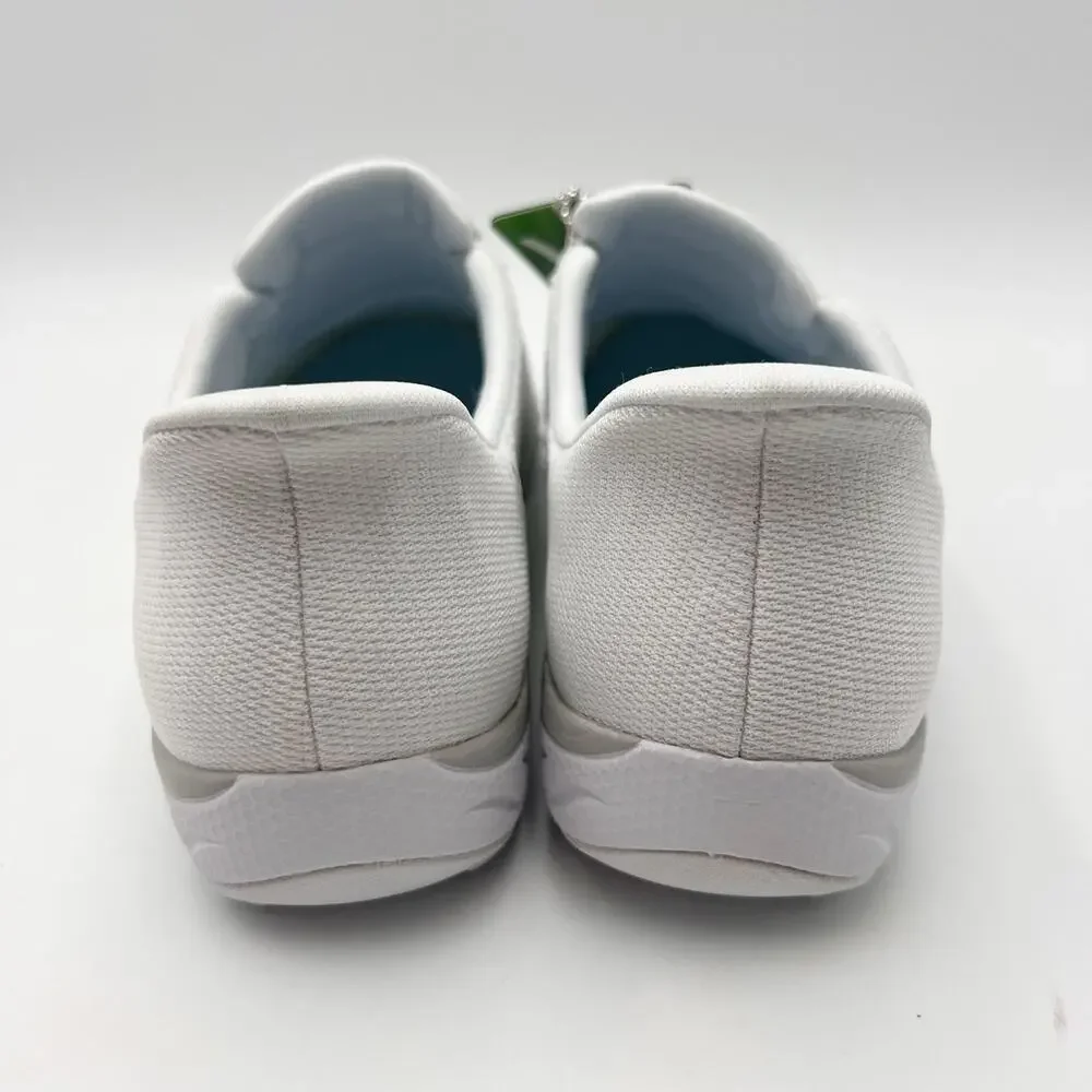 Skechers Slip Ins Womens Breathe Easy Knitty Waves Sneakers Size 9 White NIB